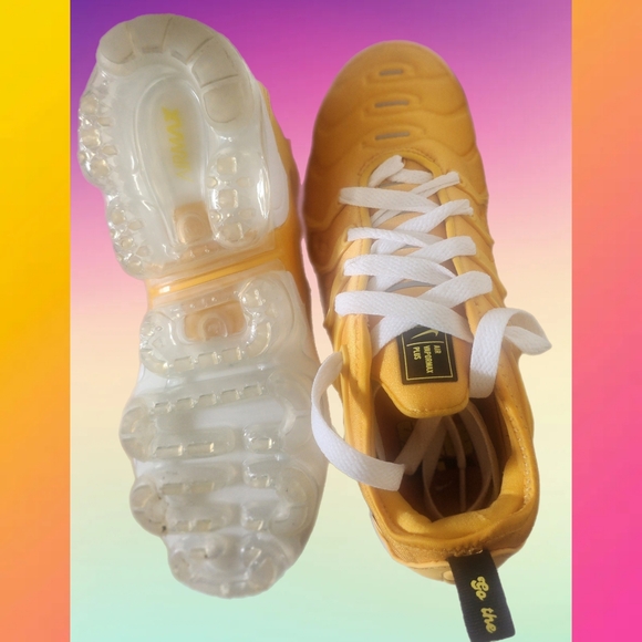 Nike Air Vapor Max "Go The Extra Smile" Womens Sneaker Size 7.5 - Picture 6 of 6